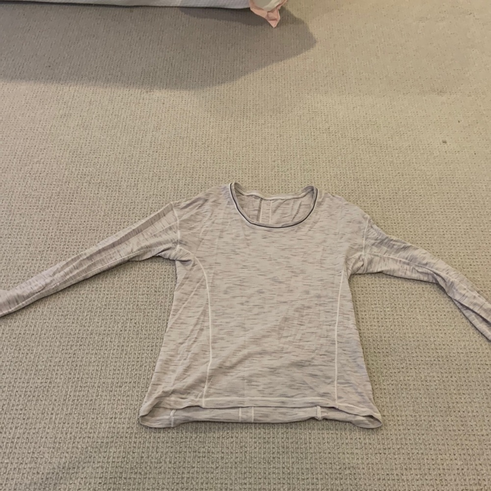 LULULEMON long sleeve top